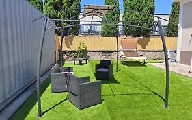 Sweet Elite House